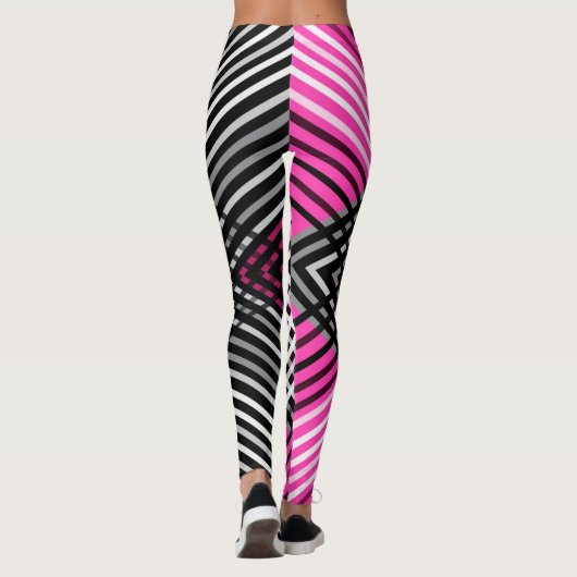 Schwarz-Weiß-Graustreifen auf einem Streifen Leggings (Rückseite)