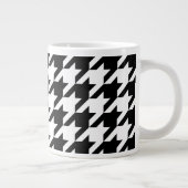 Schwarz-Weiß-Groß-Hahnentrittmuster Jumbo-Tasse (Rechts)