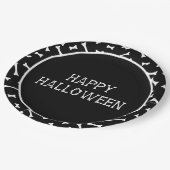 Schwarz-Weiß-Halloween-Knochen- und Flechtmuster Pappteller (Schrägansicht)