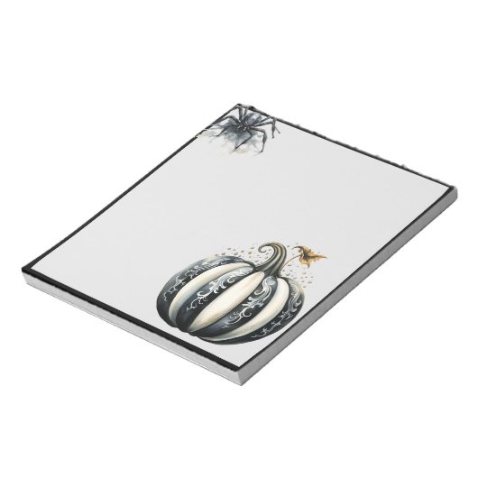 Schwarz-Weiß-Halloween-Kürbis mit Spike Notizblock (Rotiert)