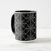 Schwarz-Weiß-Halloween-Spider-Webs Tasse (Vorderseite Links)