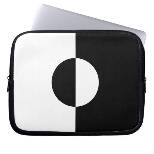 Schwarz & Weiß Harmonie Laptopschutzhülle (Vorderseite)