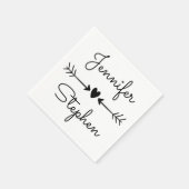 Schwarz-Weiß-Heart- und Liebe-Pfeile Serviette (Ecke)