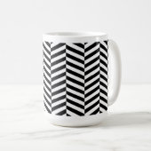 Schwarz-Weiß-Herringbone Kaffeetasse (VorderseiteRechts)