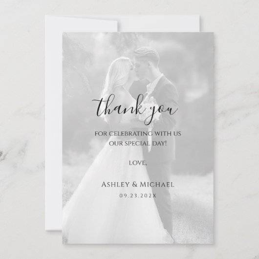 Schwarz-Weiß-Hochzeit-Foto Modernes Skript Einfach Dankeskarte (Rückseite)