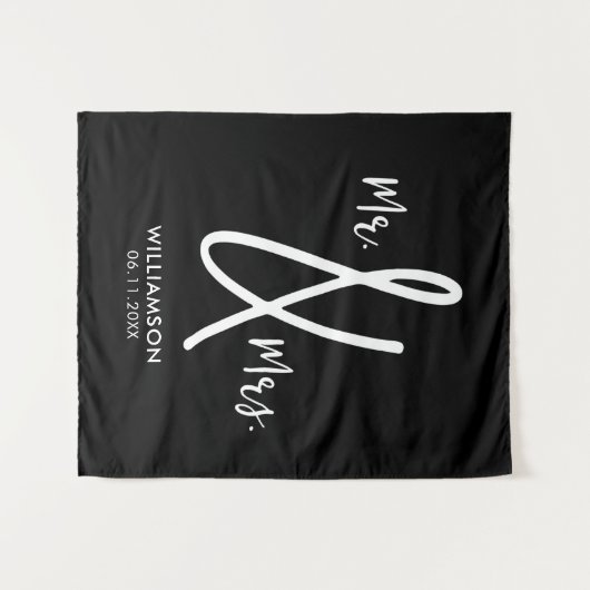 Schwarz-Weiß-Hochzeitshintergrund Mr. & Mrs Custom Wandteppich (Vorderseite (Horizontal))