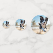 Schwarz-Weiß-Hund läuft am Strand Konfetti (Rückseiten)