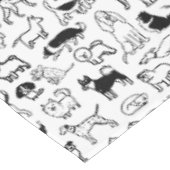 Schwarz-Weiß-Hunde-Muster| Niedlich Canine Lover's Tischdecke (Schrägansicht)