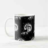 Schwarz-Weiß-Husky-Moon-Linocut-Muster Kaffeetasse (Links)