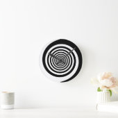 Schwarz-Weiß-Hypnotik Runde Wanduhr (Zuhause)