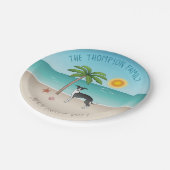 Schwarz-Weiß-Iggy-Hund im tropischen Sommer Beach Pappteller (Schrägansicht)