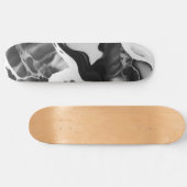 Schwarz-Weiß-Imitat aus Trendfarben Skateboard (Horizontal)