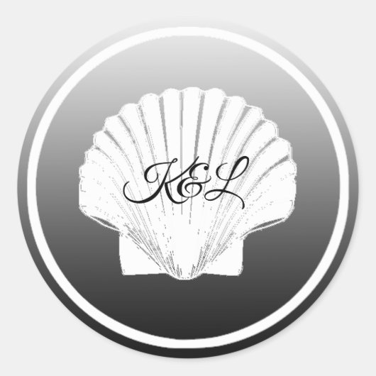 Schwarz-Weiß-Initialen Seashell-Hochzeitsticker Runder Aufkleber (Vorderseite)
