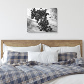 Schwarz-Weiß-Kaffeebohnen auf einer alten Kiste 16 Leinwanddruck (Insitu (Schlafzimmer))