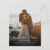 Schwarz-Weiß-Kalligrafie-Foto Save the Date Postkarte (Vorderseite)