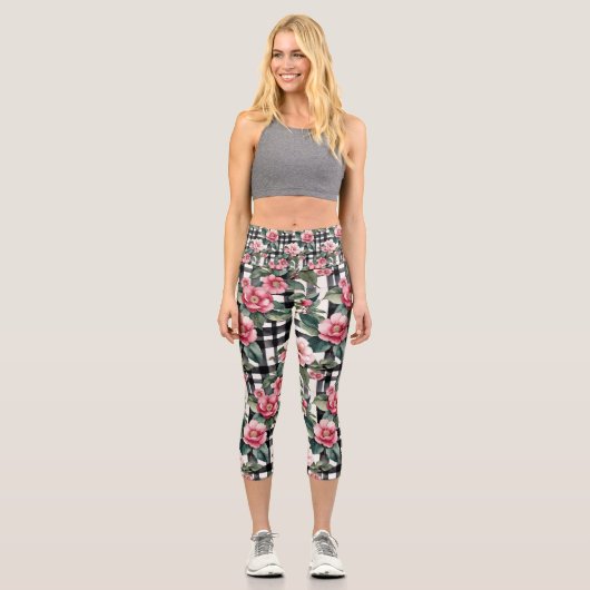 Schwarz-Weiß-Kariert mit grün-rosa Kamelien Capri Leggings (Vorderseite)