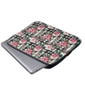 Schwarz-Weiß-Kariert mit grün-rosa Kamelien Laptopschutzhülle (Vorne Knopf)