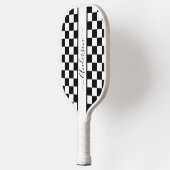 Schwarz + Weiß kariert monogrammiertes Muster Pickleball Schläger (Links)