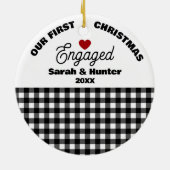 Schwarz/Weiß Kariert Unser erstes Weihnachtsfest V Keramik Ornament (Hinten)