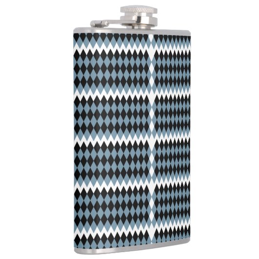 schwarz-weiß kariertes Muster mit weißem b Flachmann (Rechts)