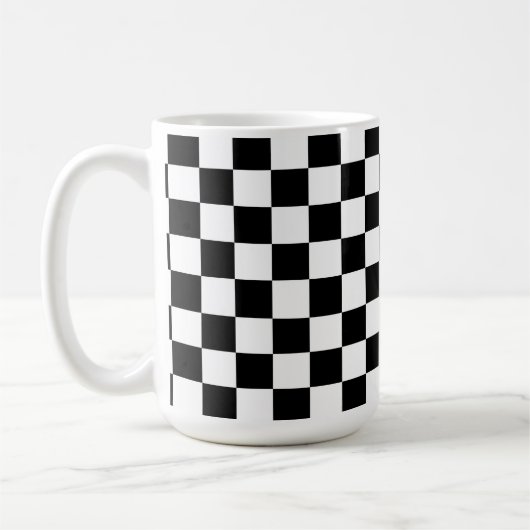 Schwarz-Weiß-Karo Kaffeetasse (Links)