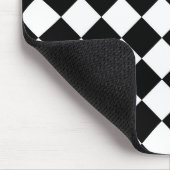 Schwarz-Weiß-Karton-Sichtflaggendesign Mousepad (Ecke)