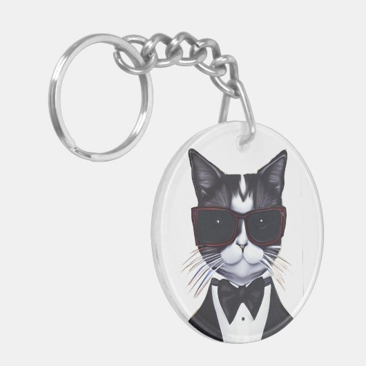 Schwarz-Weiß-Katze in einer Tuxedo- und Bow-Krawat Schlüsselanhänger (Vorderseite links)