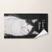 Schwarz-Weiß-Katze-Portrait Handtuch (Handtuch)