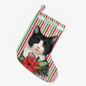 Schwarz-Weiß-Katze und Poinsettia Kleiner Weihnachtsstrumpf (Vorderansicht (hängend))