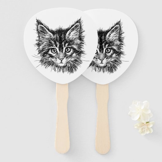 Schwarz-Weiß-Kitten Fächer (Vorne und Hinten)