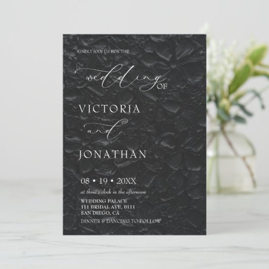 Schwarz-Weiß-Klassik Elegantes Foto Hochzeit Einladung (Stehend Vorderseite)