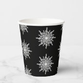 Schwarz-Weiß-Kleber-Schneeflockenmuster Pappbecher (Vorderseite)