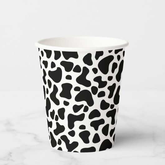 Schwarz-Weiß-Kuh Print Birthday Pappbecher (Vorderseite)