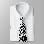Schwarz-Weiß-Kuh verbirgt das Muster "Fur" Krawatte<br><div class="desc">Neck Tie Business Suite und lässiges Fun Mode Accessoire gedruckt mit Schwarz-Weiß Kuh Hide Fur Muster Design Illustration von TheFabricSeal auf Zazzle #ZazzleMade https://www.zazzle.com/store/thefabricseal I Liebe Texturen, Farben und Formen. Was besser als die Tarnung, Flecken und Muster von Tieren. Die Natur hat so viel Kunst und Schönheit, Texturen und Designs....</div>