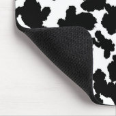 Schwarz-Weiß-Kuh verbirgt das Muster "Fur" Mousepad (Ecke)