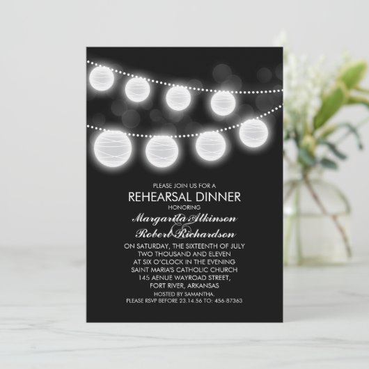 Schwarz-Weiß-Laternen Probe-Dinner Einladung (Stehend Vorderseite)