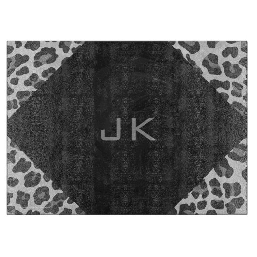 Schwarz-Weiß-Leopard-Printwerbung für Monogramm Schneidebrett (Vorderseite)