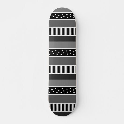 Schwarz-Weiß-Linien und Polka Dot Abstrakt Skateboard (Vorne)