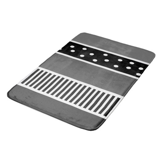 Schwarz-Weiß-Linien und Polka Dot Bath Mat Badematte (Schrägansicht)