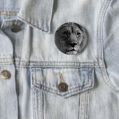 Schwarz-Weiß-Lion Button (Beispiel)