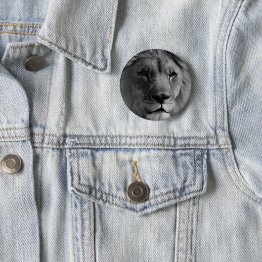 Schwarz-Weiß-Lion Button (Beispiel)