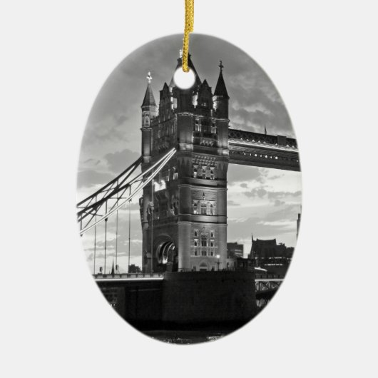 Schwarz-weiß London Tower Bridge UK Travel Keramikornament (Vorne)