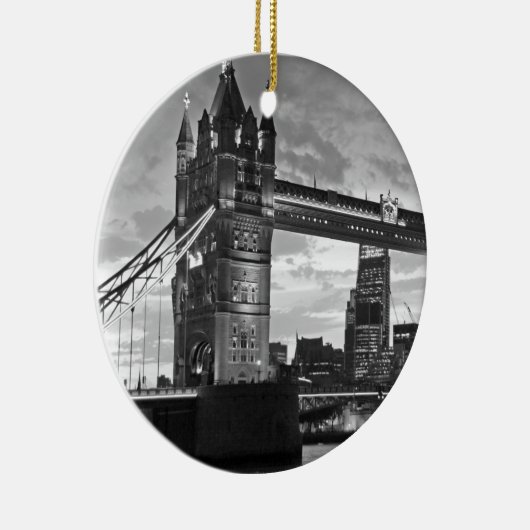 Schwarz-weiß London Tower Bridge UK Travel Keramikornament (Rechts)