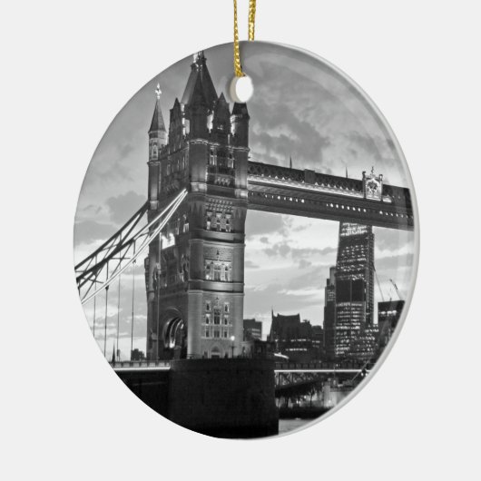 Schwarz-weiß London Tower Bridge UK Travel Keramikornament (Links)