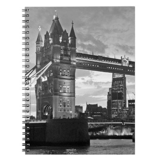 Schwarz-weiß London Tower Bridge UK Travel Notizblock (Vorderseite)