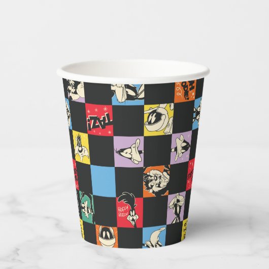 Schwarz-Weiß-LOONEY TUNES™ in bunten Schachbretter Pappbecher (Vorderseite)