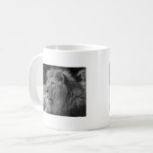Schwarz-Weiß-Löwe - Wildtier Kaffeetasse (Vorderseite Links)