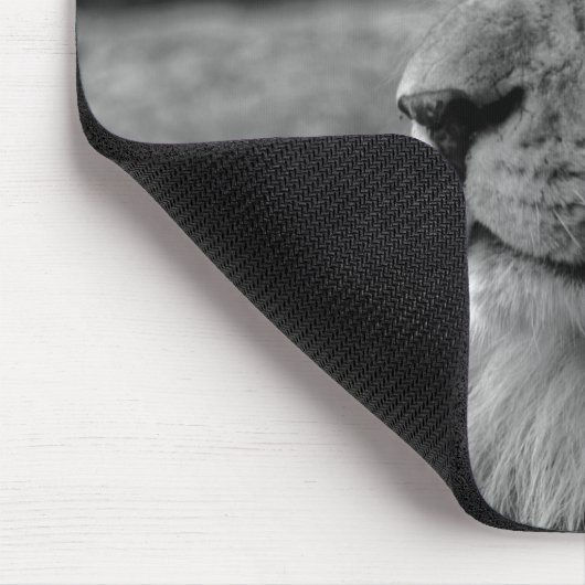 Schwarz-Weiß-Löwe - Wildtier Mousepad (Ecke)