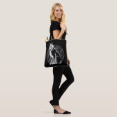 Schwarz-Weiß-Lynx Tasche (Am Model)
