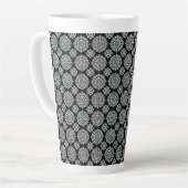 Schwarz-Weiß-Mandala-Design Milchtasse (Linke Ecke)